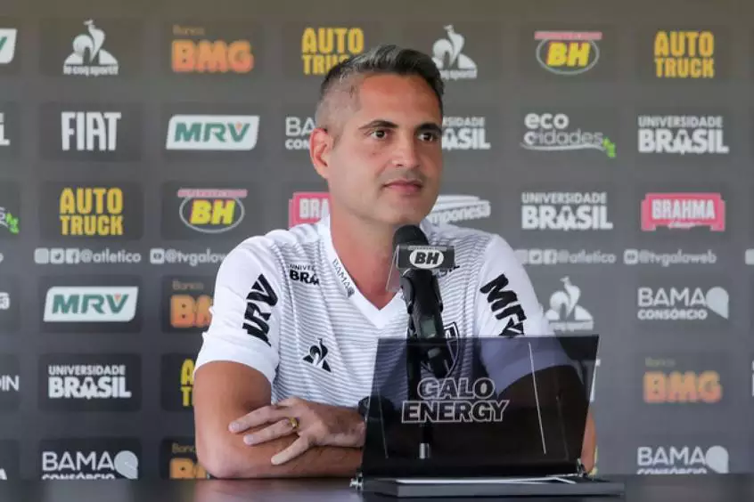 Rodrigo Santana, ex-Atlético-MG, é o novo técnico do Remo