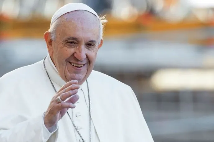 Papa Francisco se desculpa por dizer que existe ‘viadagem demais’ em seminários