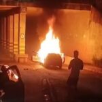 Carro pega fogo em via pública de Marabá
