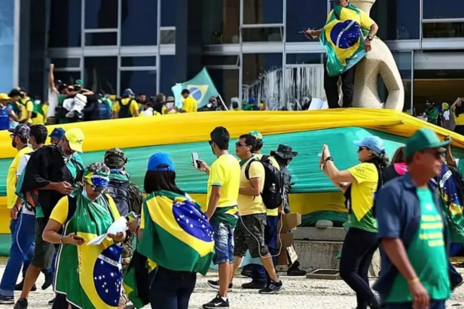 Lesa Pátria: PF deflagra nova fase da operação contra financiadores do 8 de janeiro