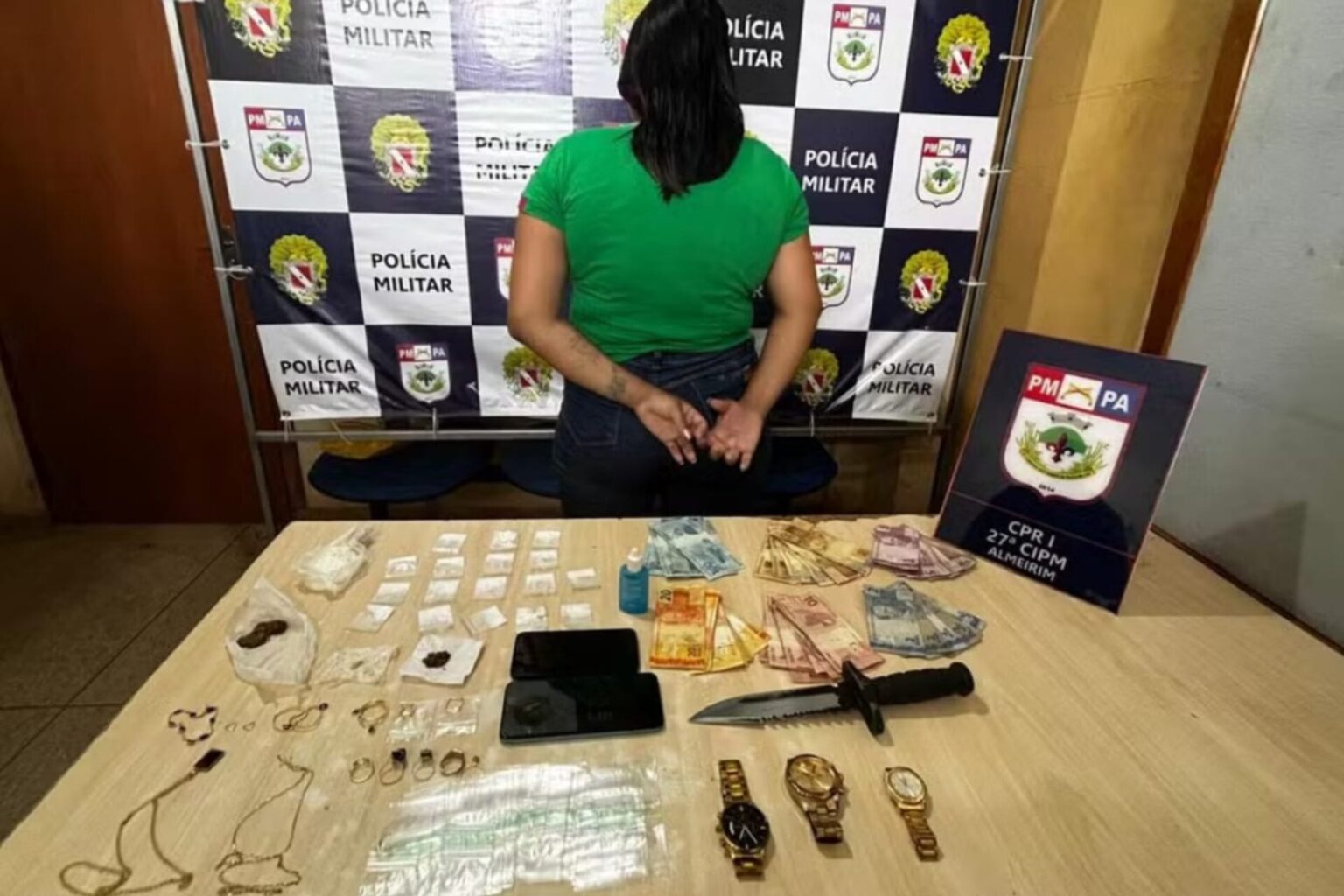 PM prende jovem com drogas escondidas em pote de açúcar no Pará