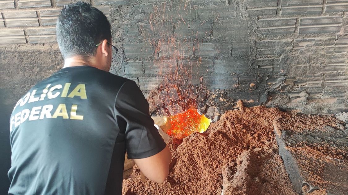 PF incinera 150 kg de drogas apreendidas na região de Altamira