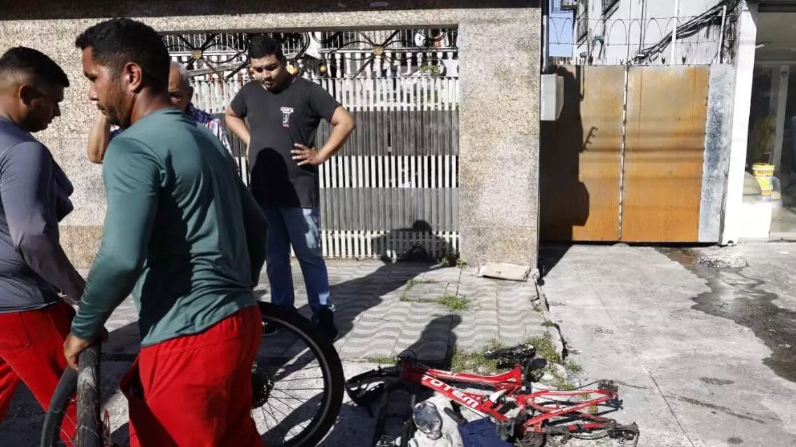 Acidente envolvendo moto, bicicleta e caminhão deixa feridos no Pará