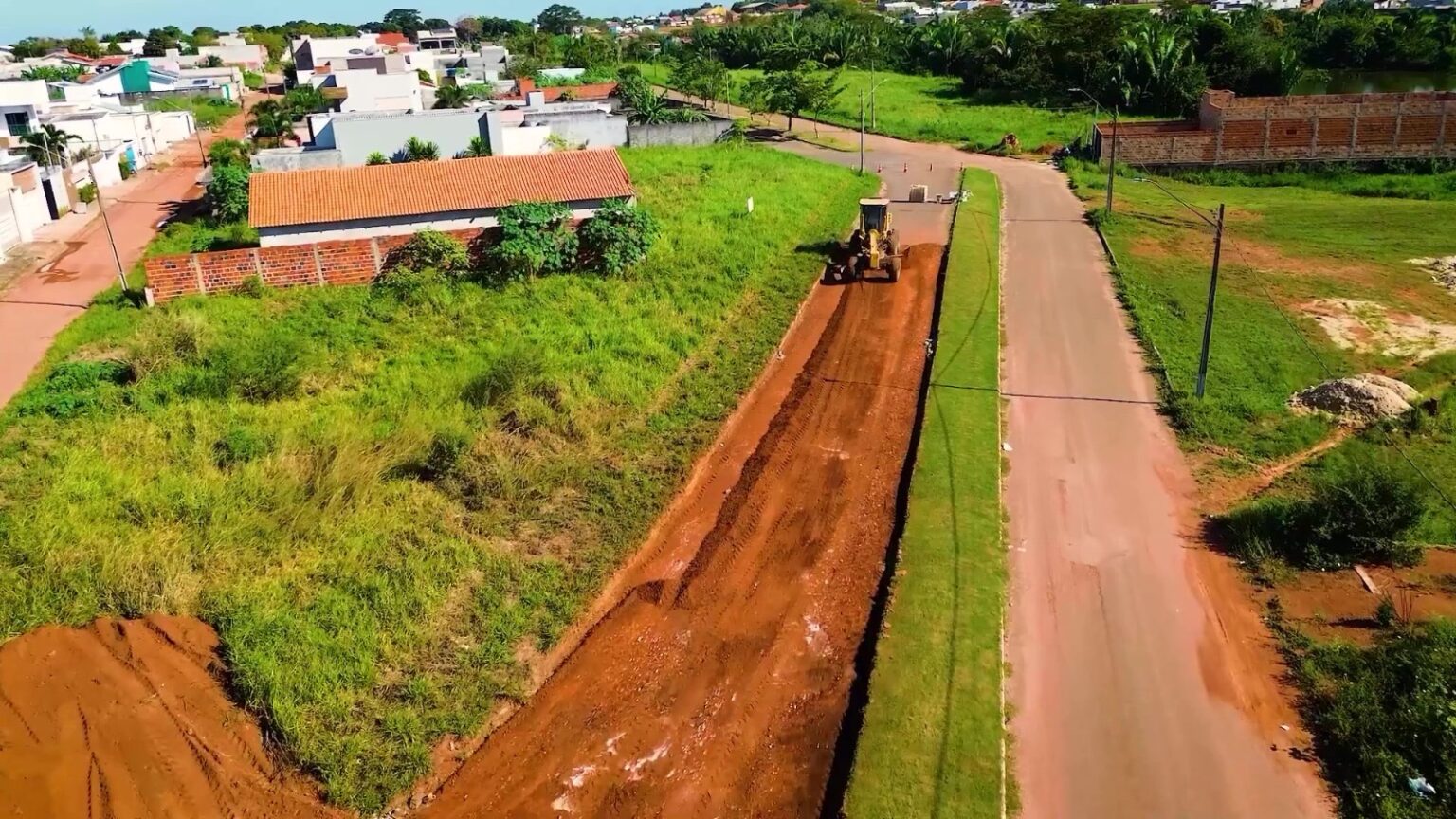 Prefeitura de Xinguara executa obras de limpeza e revitalização de ruas