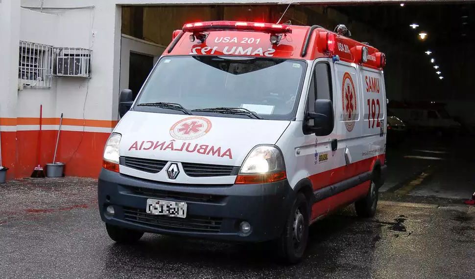 Garoto de 8 anos tem tórax perfurado por vergalhão no Pará
