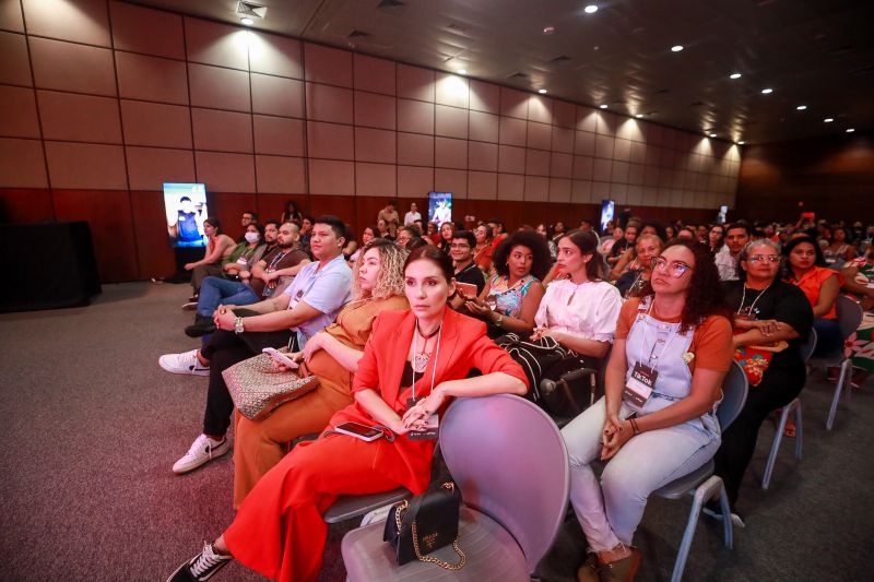 Representantes do TikTok promovem capacitação para influenciadores digitais no Pará