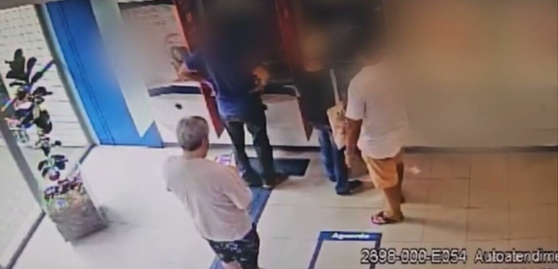 Idosa perde R$ 2 mil após aceitar ajuda de estranho em agência bancária no Pará