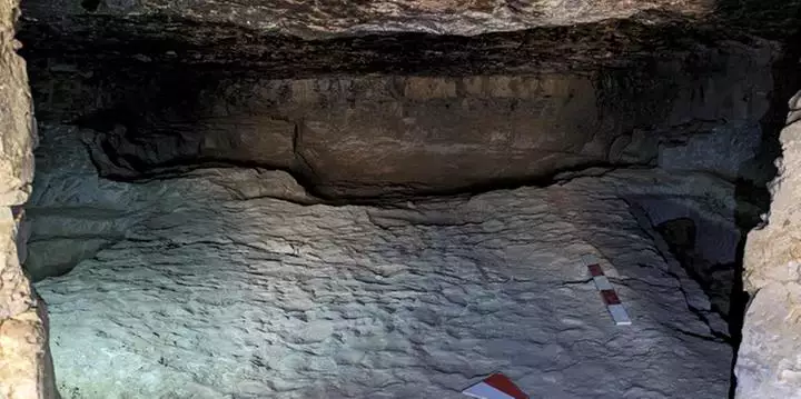 Egito anuncia descoberta de 33 tumbas antigas perto de Assuã