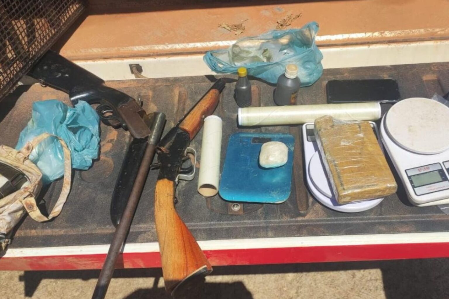 Traficante é preso em embarcação com armas e drogas em Tucuruí