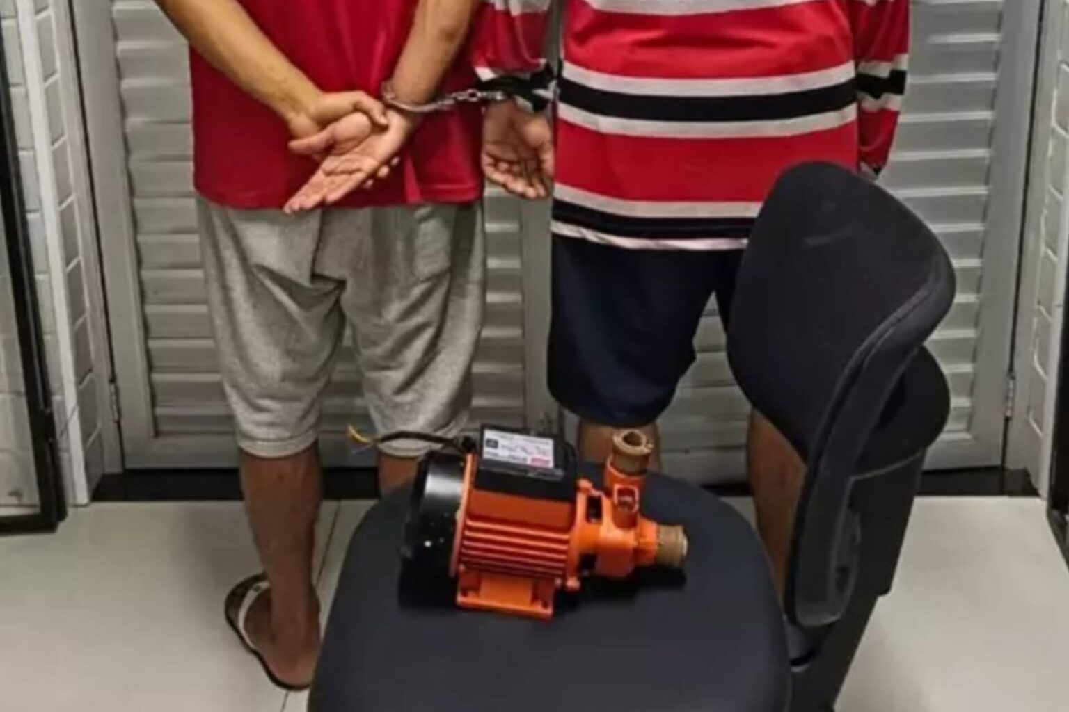 Dupla tenta vender bomba d’água e acaba presa no Marajó