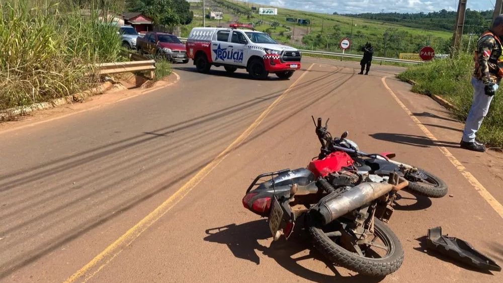 Motociclista morre ao perder controle da direção e cair de moto em Altamira