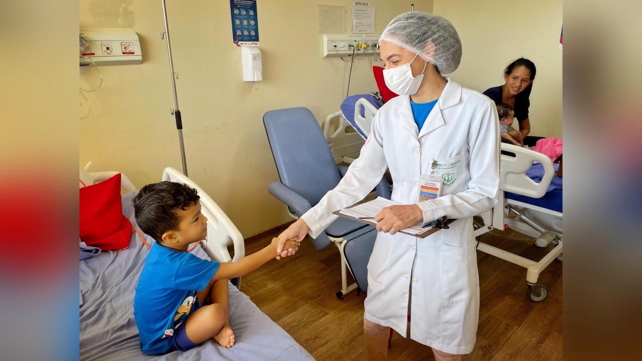 Hospital Abelardo Santos reforça importância da hidratação infantil em época mais quente