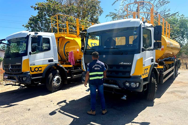 Sefa apreende dois caminhões e 20 toneladas de laranja em Conceição do Araguaia