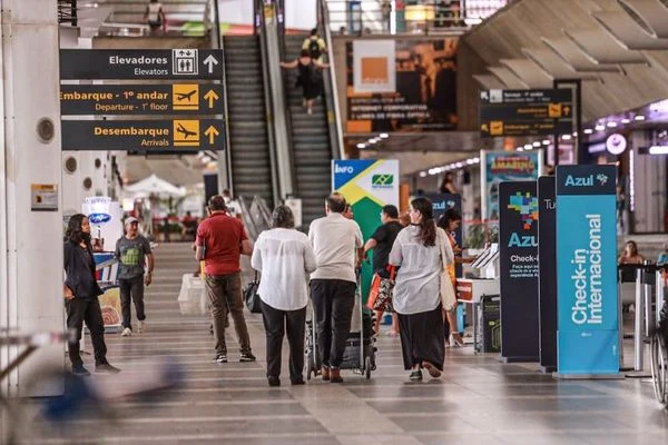 Aeroporto de Belém disponibiliza 114 voos extras para julho de 2024