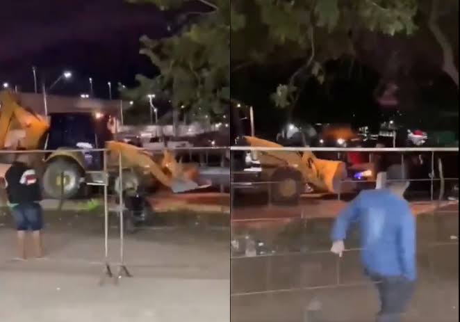 Homem usa retroescavadeira para “abrir passagem” em vaquejada