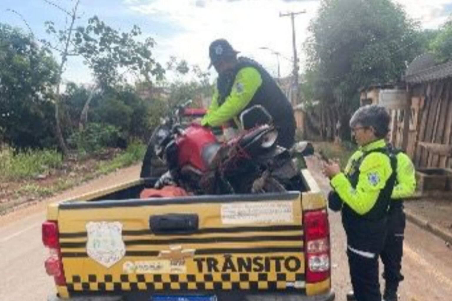 Motociclista é preso após desobedecer ordem de parada em Parauapebas