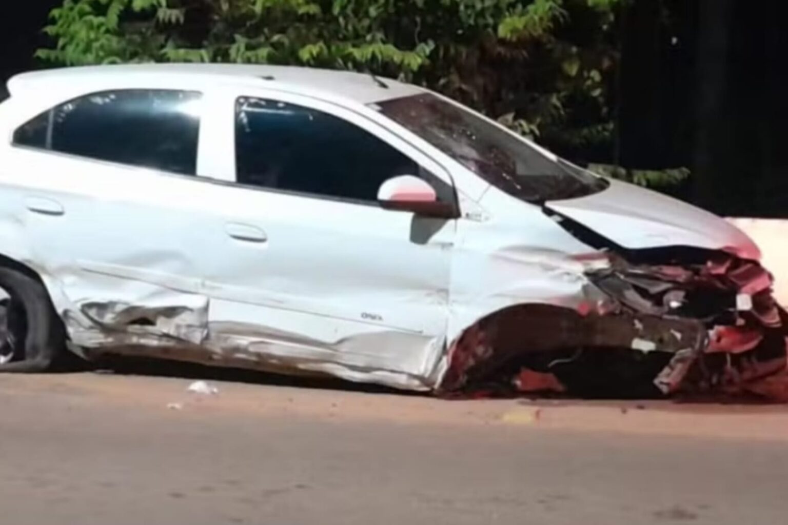 Mulher perde controle do carro e sofre acidente no Pará