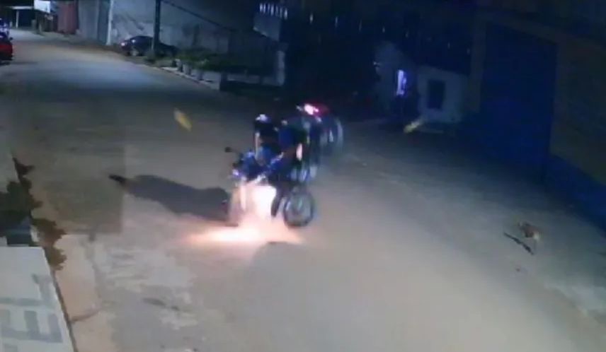 Motocicletas colidem violentamente em Altamira