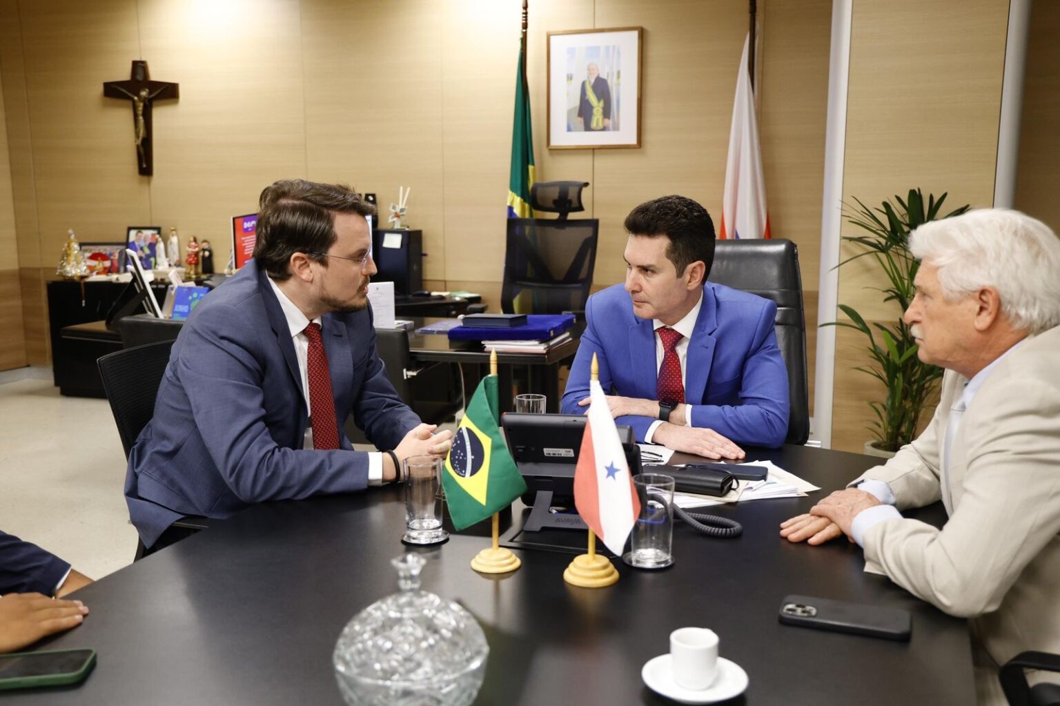 Dirceu visita ministros paraenses para reforçar investimentos em Marabá