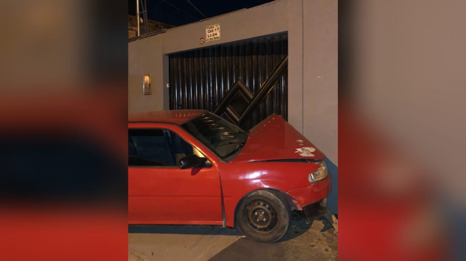Veículo colide com muro de residência em Marabá e é abandonado no local