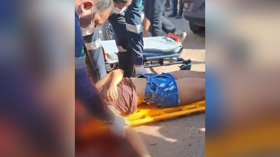 Motociclista fica ferida após colidir com porta de carro em Marabá