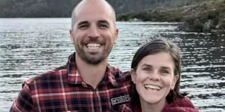Homem é devorado por crocodilo após cair em rio para salvar esposa
