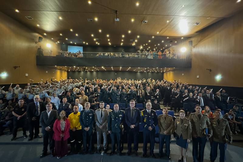 Mais de 200 servidores concluem Curso Superior de Tecnologia em Segurança Pública
