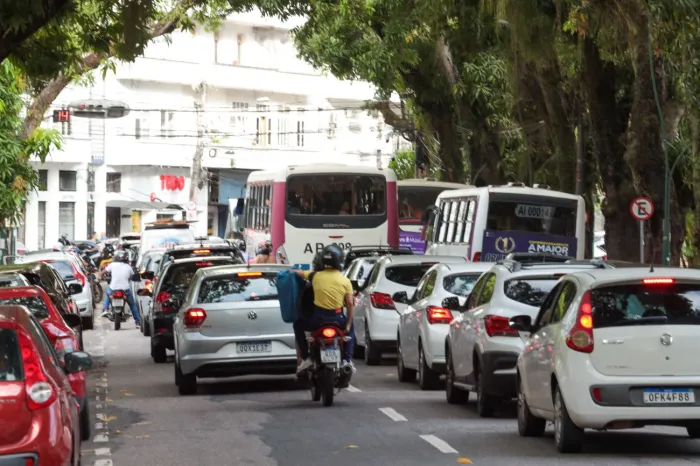 Veículos com final de placas 79 a 99 têm descontos no IPVA até o dia 19 de agosto