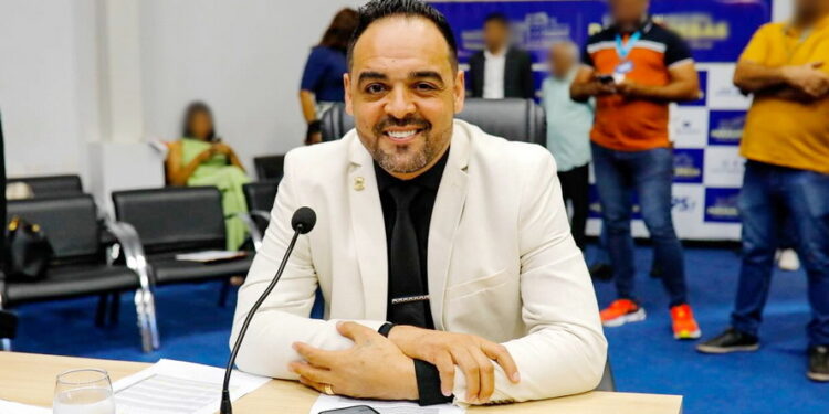 Justiça Eleitoral confirma candidatura de Aurélio Goiano, que lidera pesquisa em Parauapebas