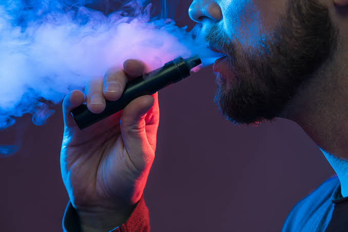 Deputados estaduais aprovam proibição de cigarros eletrônicos no Pará