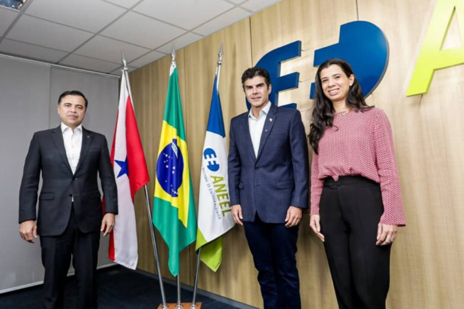 Governo do Pará garante primeira redução na tarifa de energia elétrica desde a privatização
