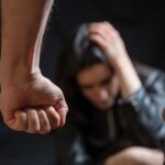 Mulher denuncia agressão do ex-companheiro na frente dos filhos autistas em Parauapebas