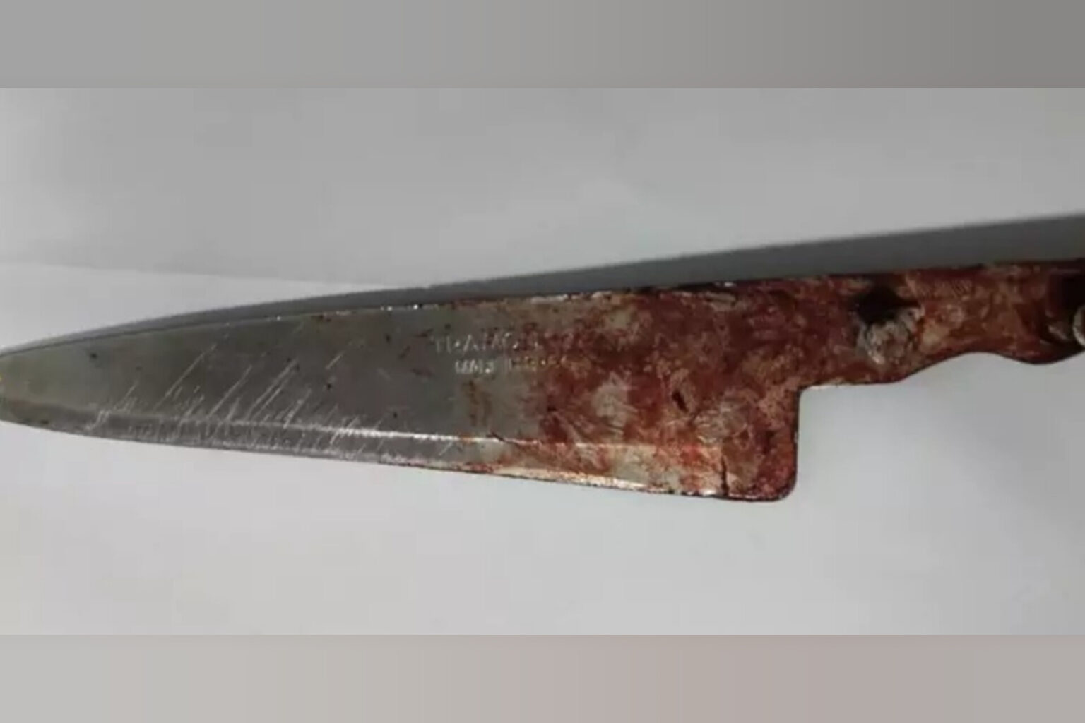 Homem embriagado ataca e fere duas pessoas com faca enferrujada no Pará