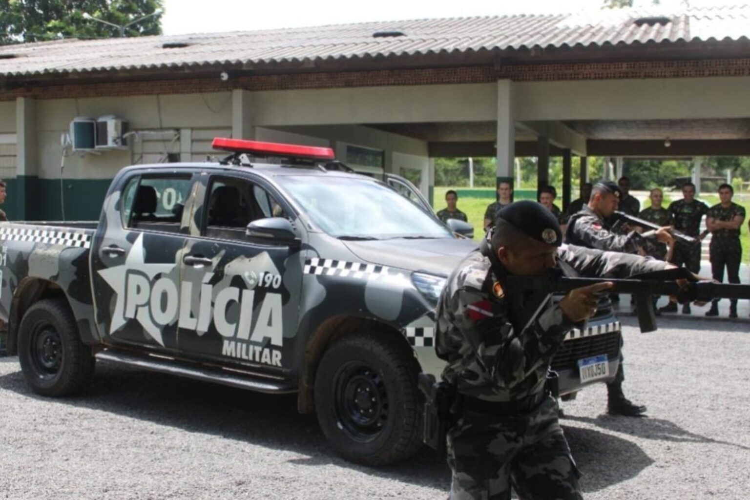 Estado entrega reconstrução do 1º BME e novos equipamentos à PM em Marabá