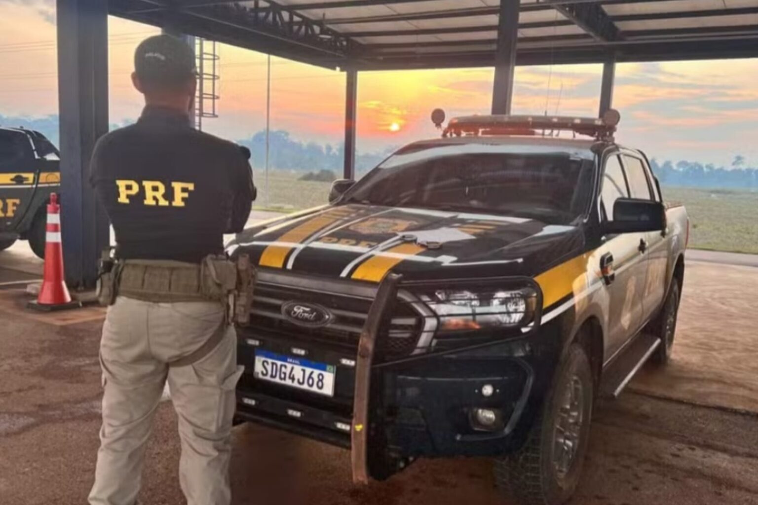 PRF cumpre mandado de prisão por homicídio na BR-163