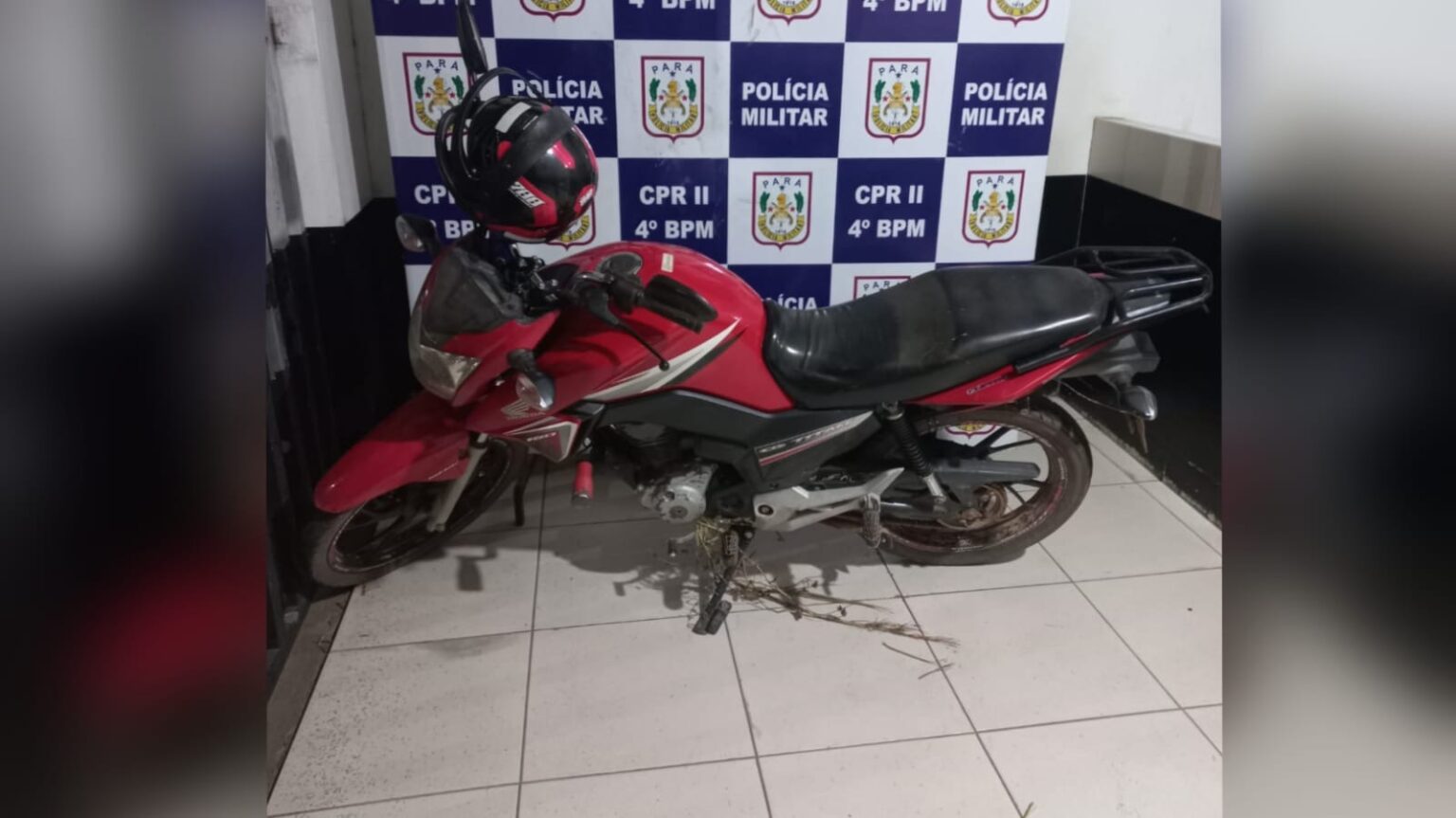 Jovem é preso e adolescente apreendido após atacar e roubar motociclista em Marabá