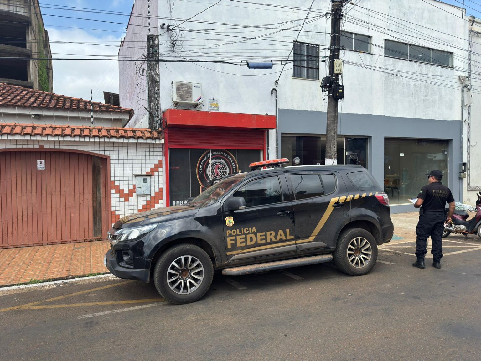 PF descobre irregularidades em quatro escolas de vigilantes em Marabá