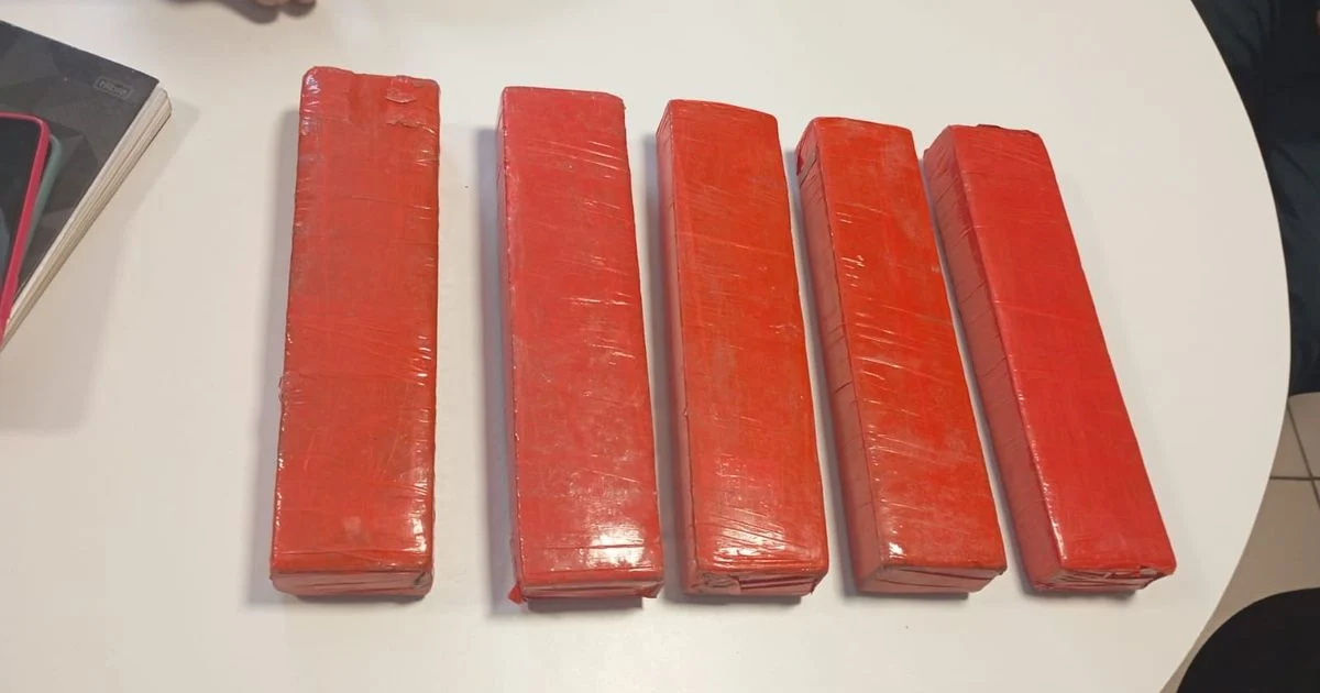 Casal é preso por tráfico de drogas em operação da PM, no Pará