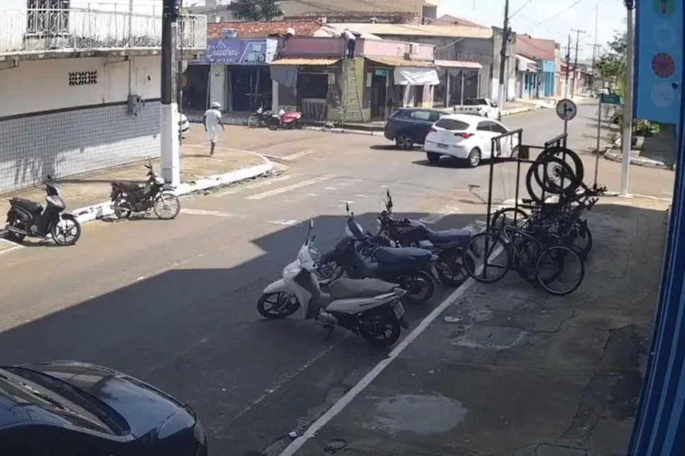 Carro invade preferencial e causa acidente no sudoeste do Pará