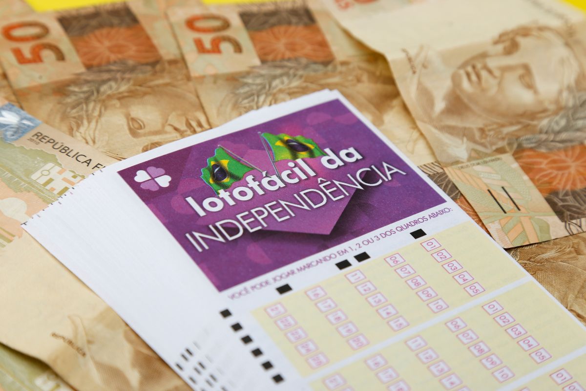 Saiba quais as chances de você acertar na Lotofácil de R$ 200 milhões