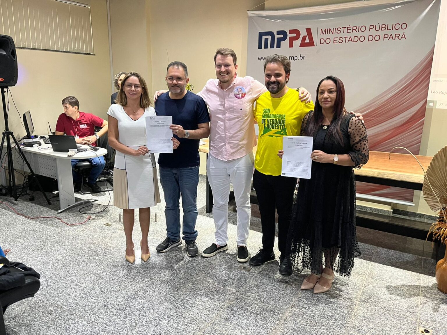 Toni, Dirceu e Chamonzinho assinam Pacto pela Infância e Juventude em Marabá