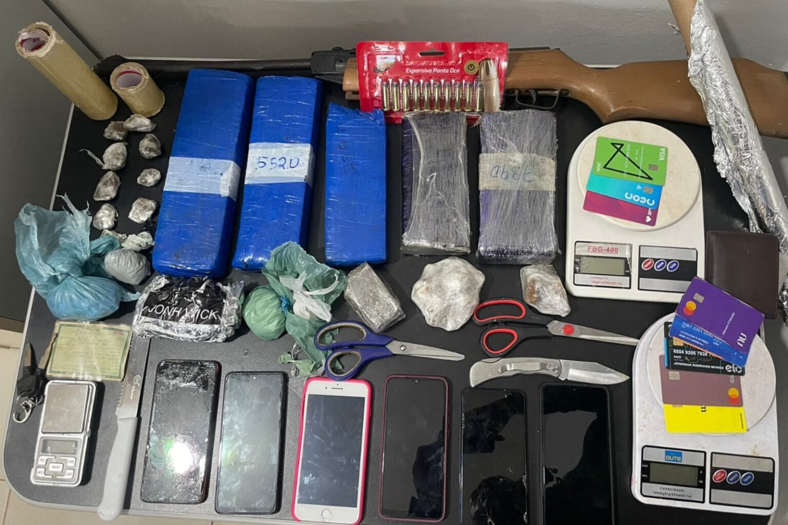 PM prende quinteto e apreende drogas em Jacundá