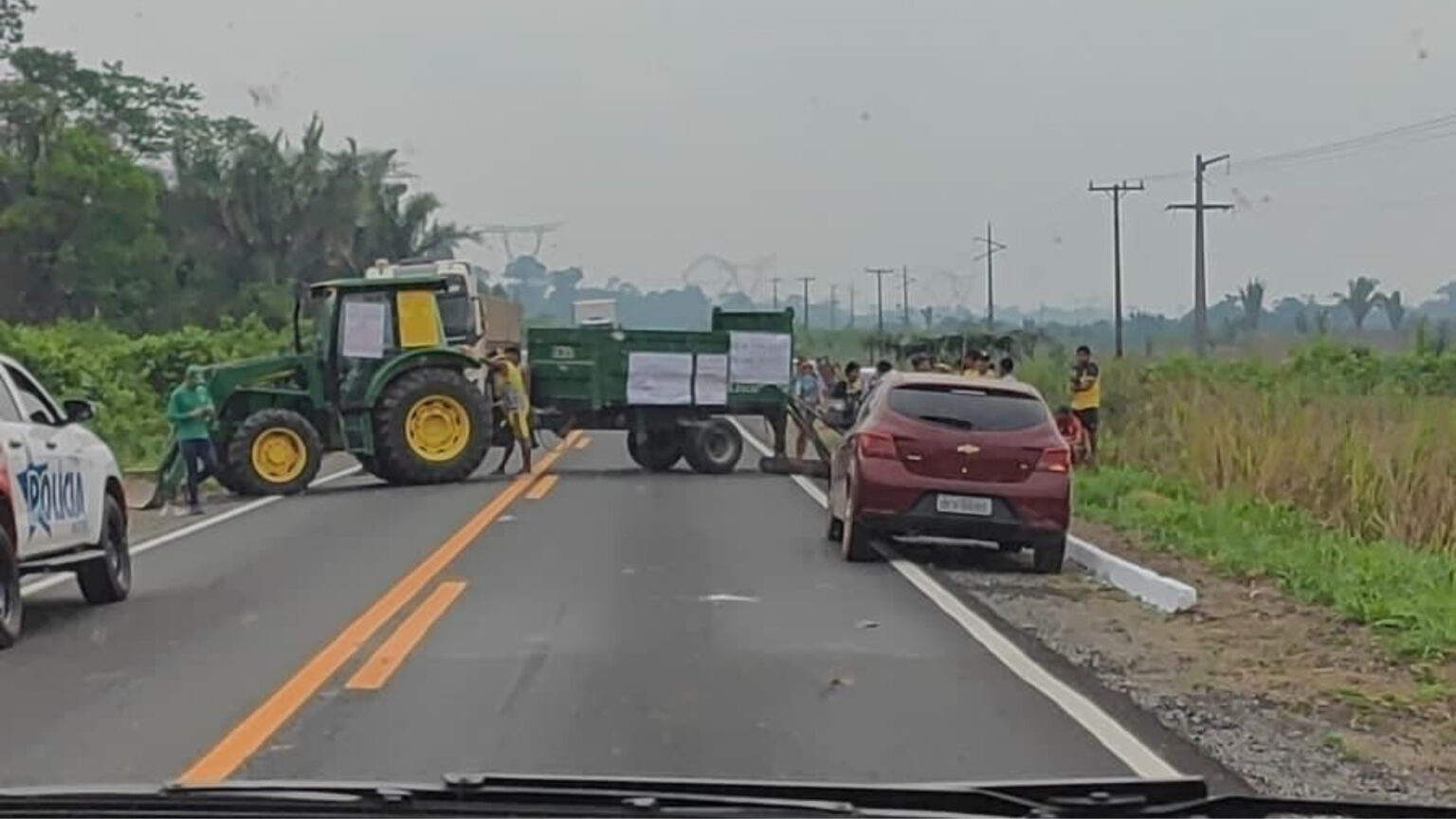 Indígenas bloqueiam BR-222 entre Marabá e Bom Jesus do Tocantins