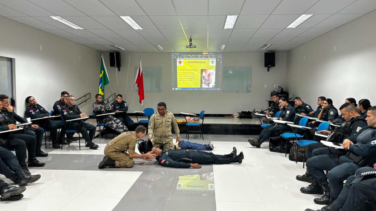 Policiais militares do 34º BPM participam de capacitação em atendimento pré-hospitalar