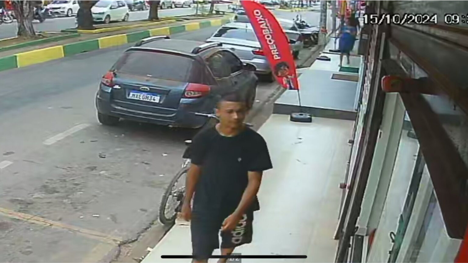 Vídeo: Homem furta bicicleta na Marabá Pioneira