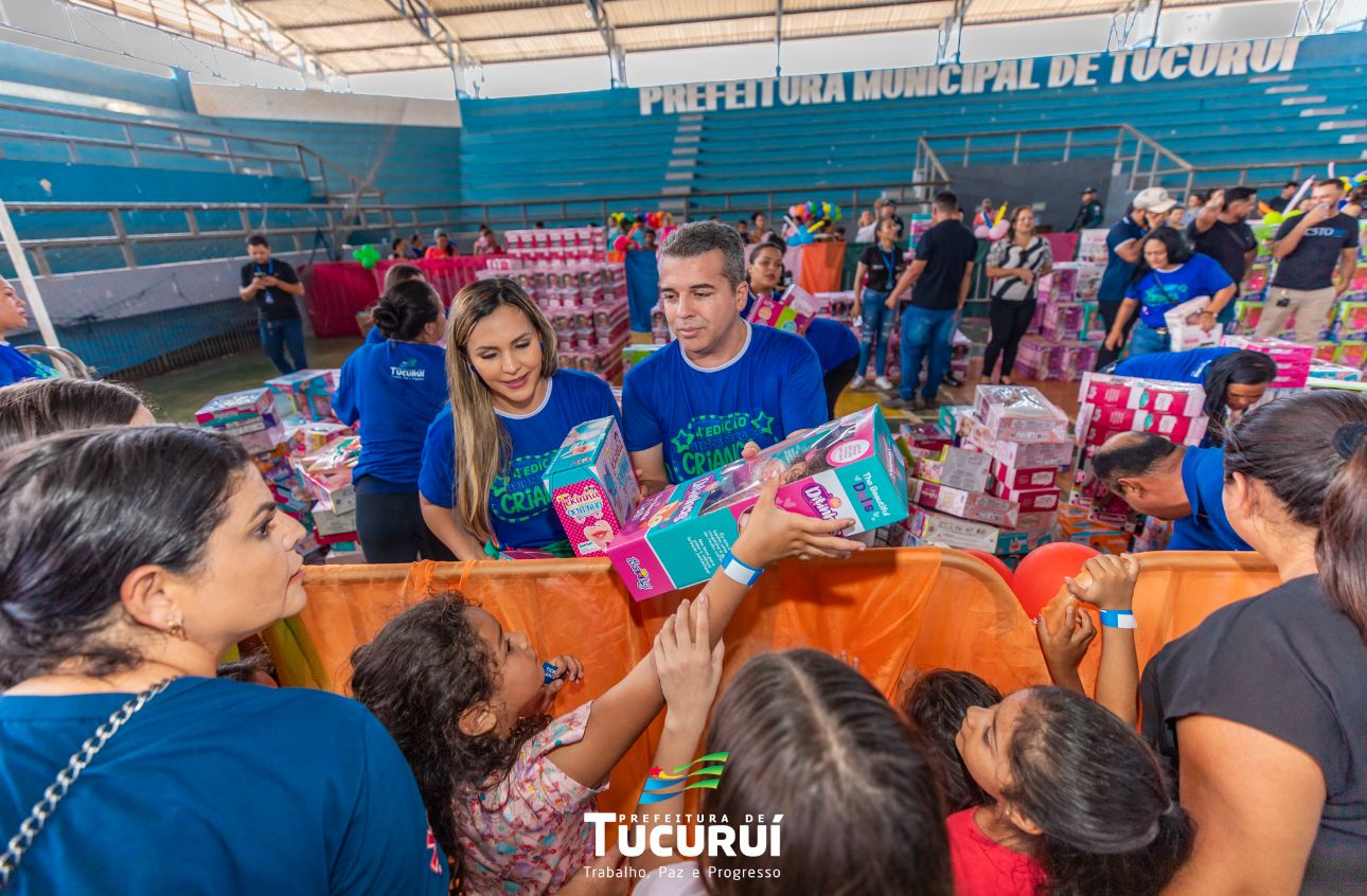 Prefeitura de Tucuruí distribui 25 mil brinquedos em ação do Dia das Crianças