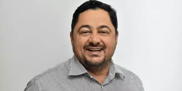 Vereador reeleito morre de infarto durante apuração dos votos