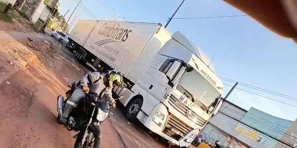 Ciclista morre ao ser atingido por carreta no Pará