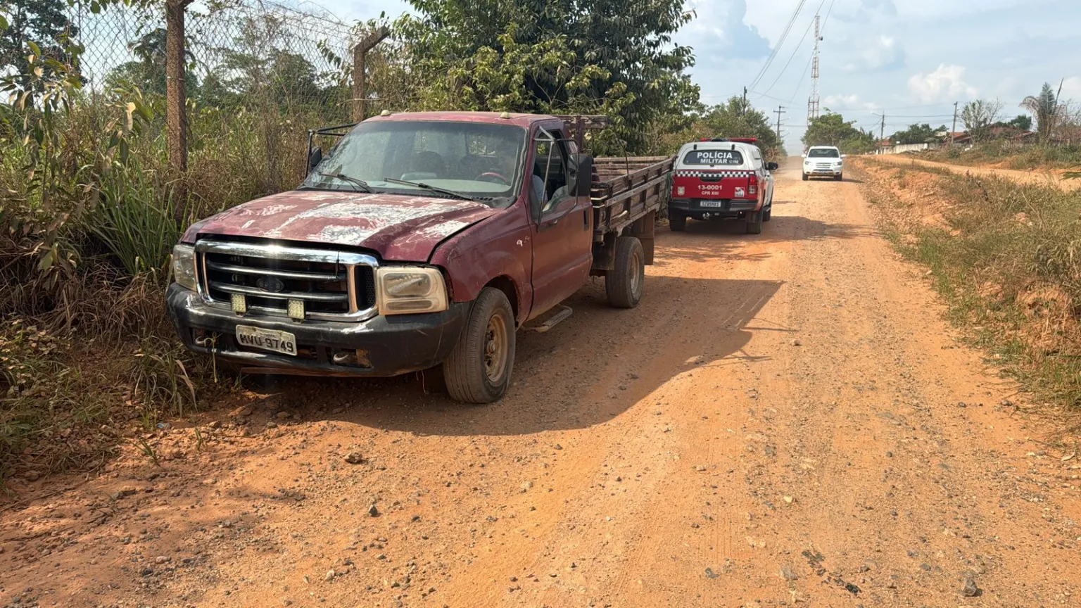 PM recupera caminhonete roubada após tentativa de extorsão no sul do Pará