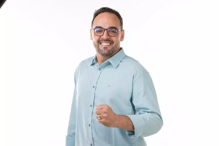 Nova pesquisa do Instituto Gauss crava vitória de Aurélio Goiano no primeiro turno